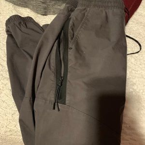 American Eagle joggers